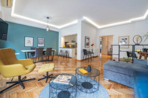 Spacious & bright 2br apt in hip Pangrati, Athens
